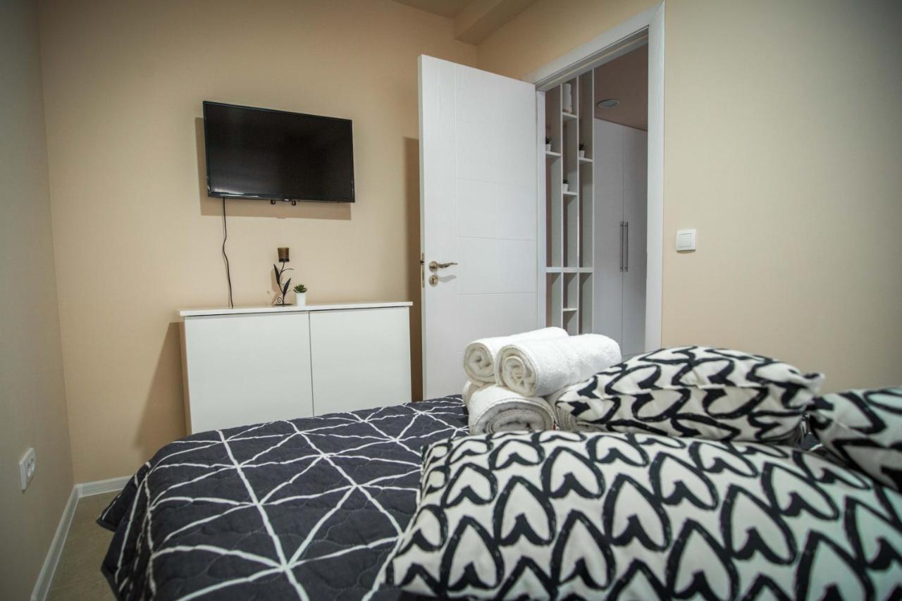 Apartmani Mis Šabac Exterior foto